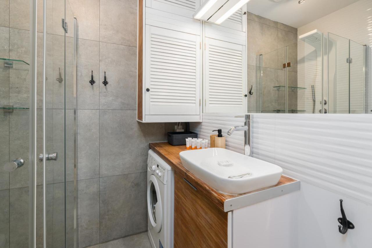 Apartment Poznan Old Town Strzelecka By Noclegi Renters Esterno foto
